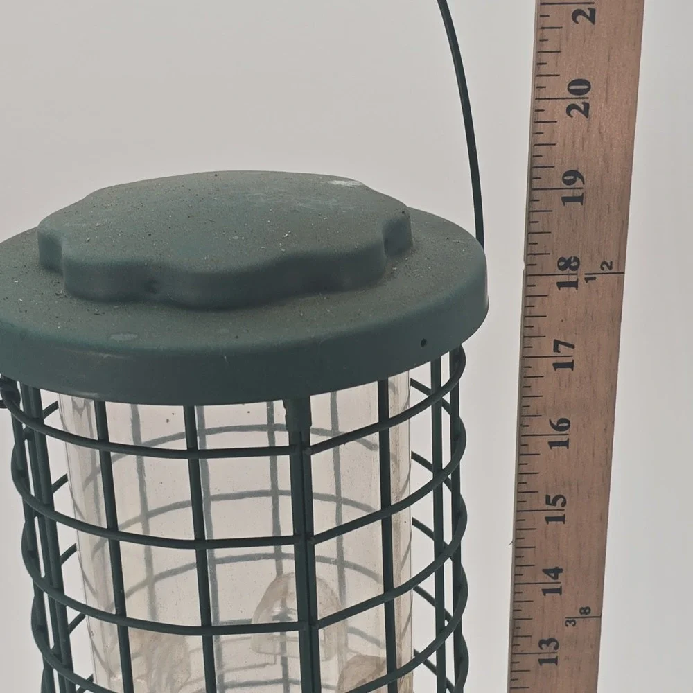 Perky-Pet Squirrel Stumper Bird Feeder 19